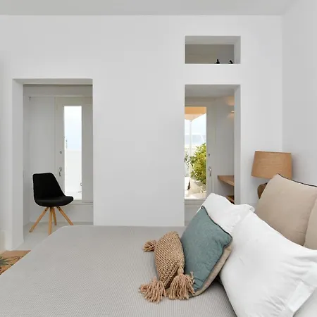 Thiro Santorini * Fira (Santorini)