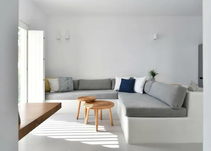 Villa Thiro Santorini *