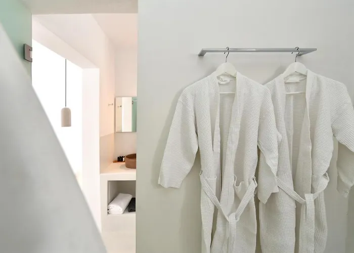 Thiro Santorini Villa *