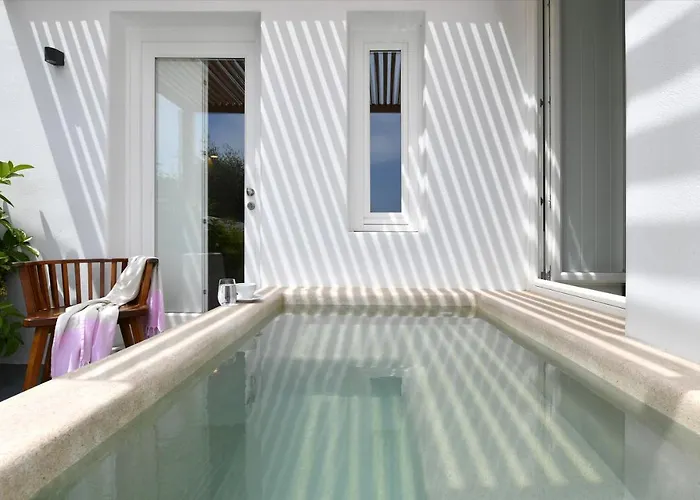 Villa Thiro Santorini *