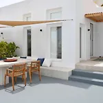 Thiro Santorini Villa