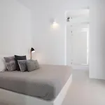 Thiro Santorini