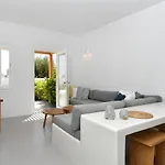 Vila Thiro Santorini