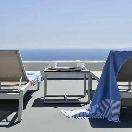 Thiro Santorini Fira (Santorini)