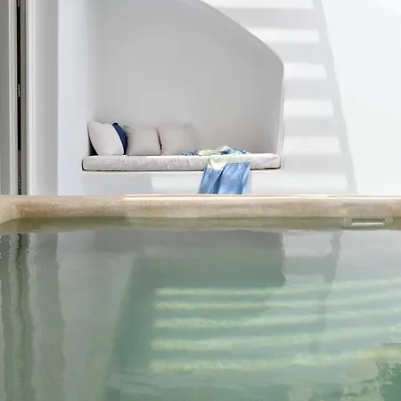 Thiro Santorini Villa Fira (Santorini)