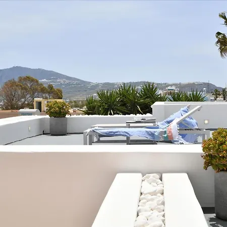 Thiro Santorini Villa *