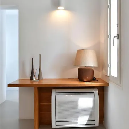 Thiro Santorini Villa