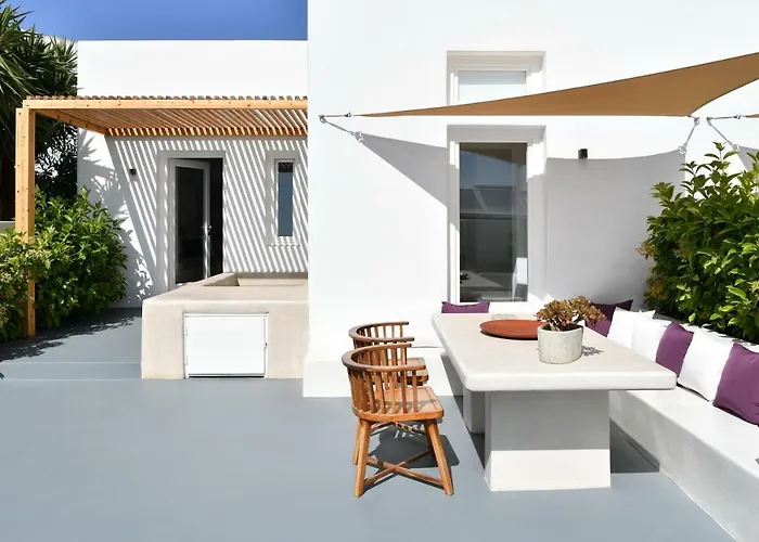 Thiro Santorini Villa *