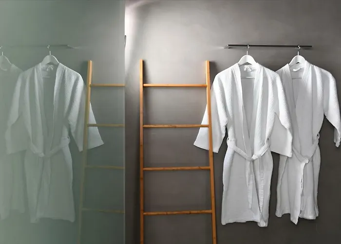 Thiro Santorini Villa *