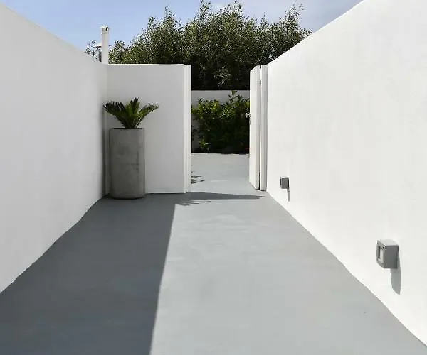 Villa Thiro Santorini