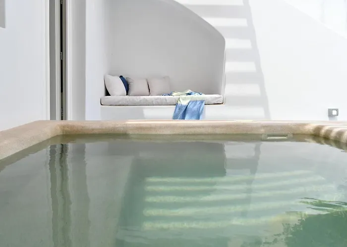 Thiro Santorini Villa Fira (Santorini)