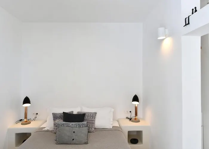 Thiro Santorini Villa Fira (Santorini)