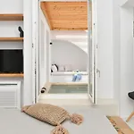 Villa Thiro Santorini