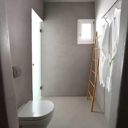 Villa Thiro Santorini *