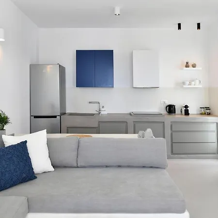 Villa Thiro Santorini *