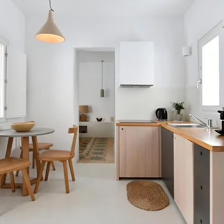 Thiro Santorini Fira (Santorini)