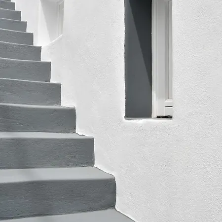 Villa Thiro Santorini *