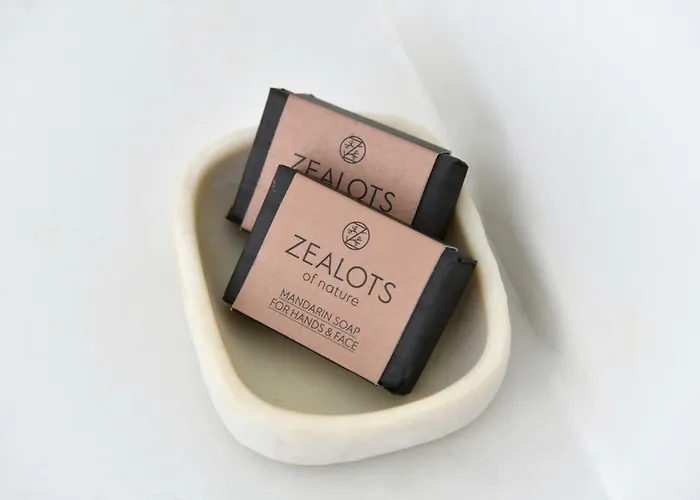 فيلة ثيرو سانتوريني